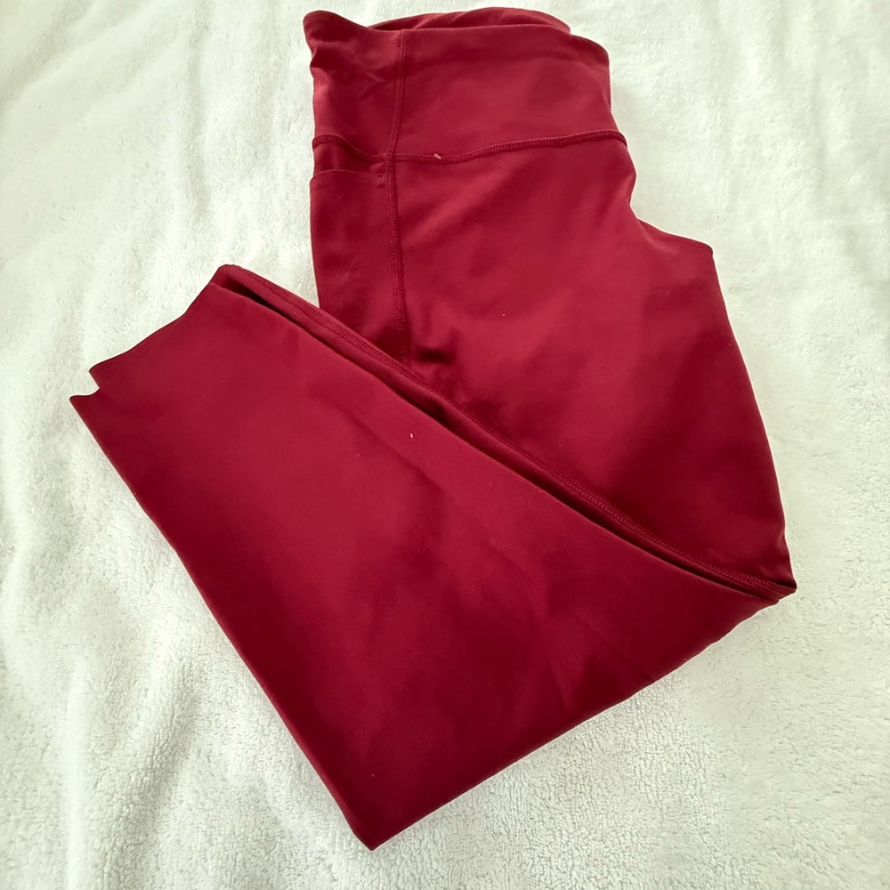 GAP Women's dark Red Leggings,,